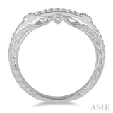 1/6 Ctw Round Diamond Wedding Band with Vintage Detailing in 14K White Gold