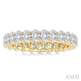 2 1/4 Ctw North-South Set Oval Cut Diamond Eternity Wedding Band in 14K Yellow Gold
