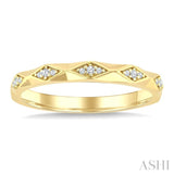 1/20 Ctw 3-D Geometric Shape Round Cut Diamond Stackable Fashion Band in 14K Yellow Gold