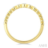 1/3 Ctw Bezel Set Round Cut Diamond Wave Fashion Ring in 14K Yellow Gold