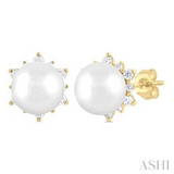 Pearl Earring