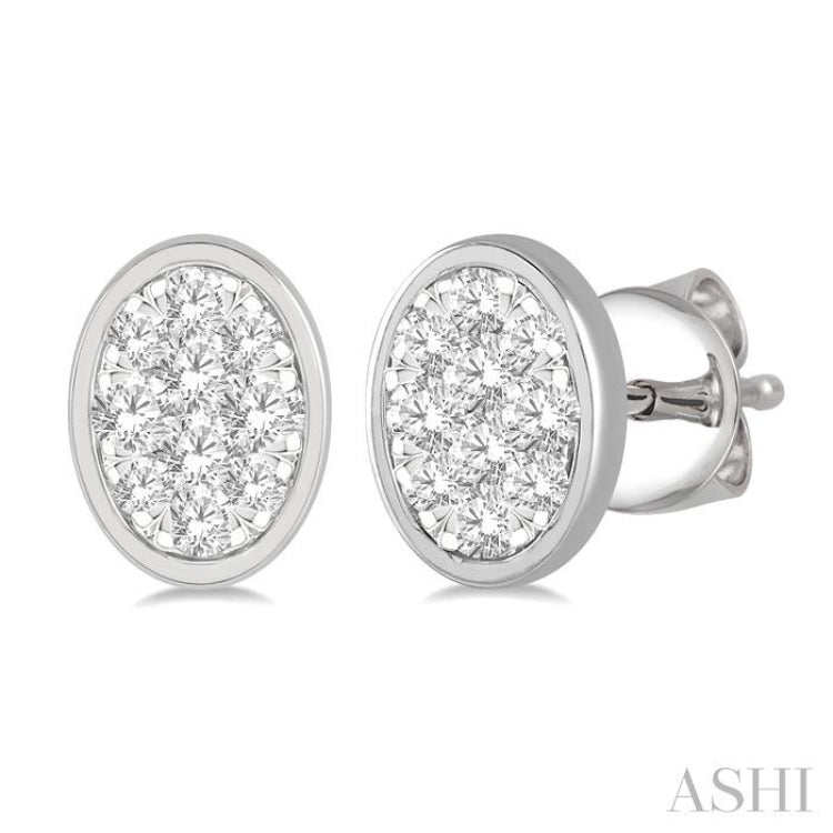 Oval shaped shop diamond earrings